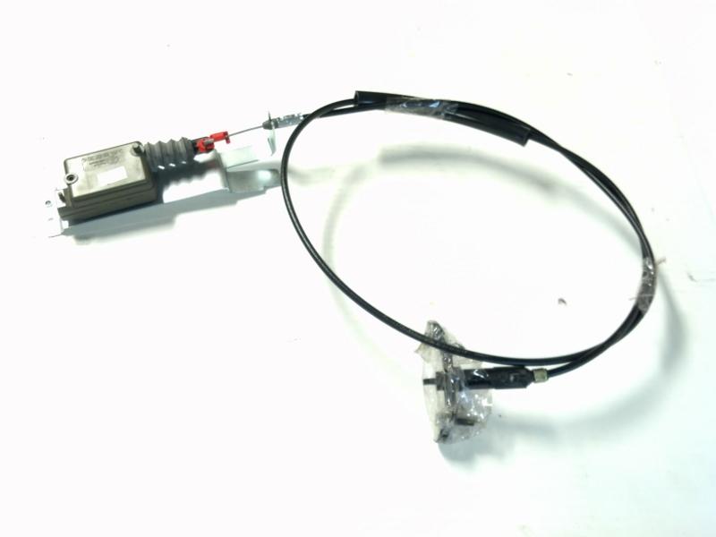 04 GTO Fuel Door Release Actuator And Cable 92156601
